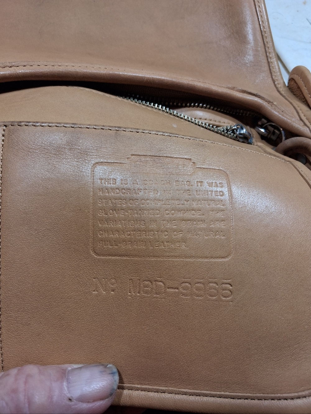 Vintage Coach Tan Large Legacy Zip Bag - Picture 14 of 14